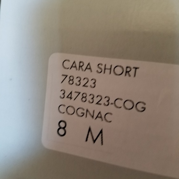 NWT FRYE Cara Boots - Picture 5 of 5